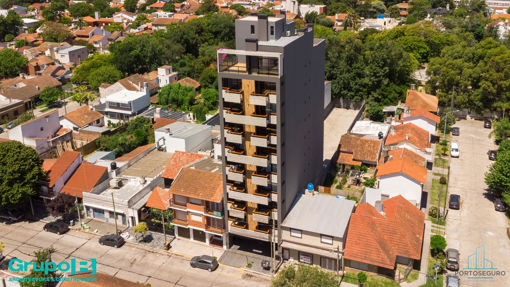 Departamento 3 ambientes a la calle con balcon terraza