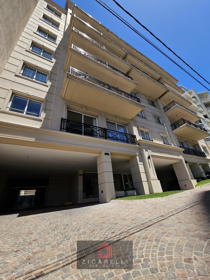 VENTA DEPARTAMENTO DUMBLEDOR PLAZA I VISTA AL MAR