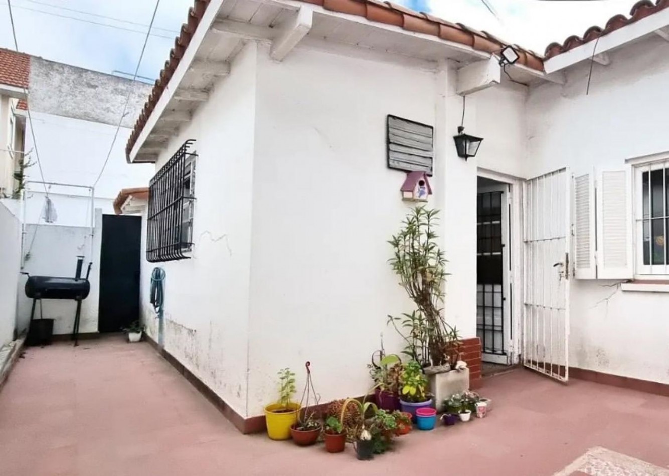 CASA EN PH DE 3 AMBIENTES CON PATIO EN VENTA BARRIO CHAUVIN