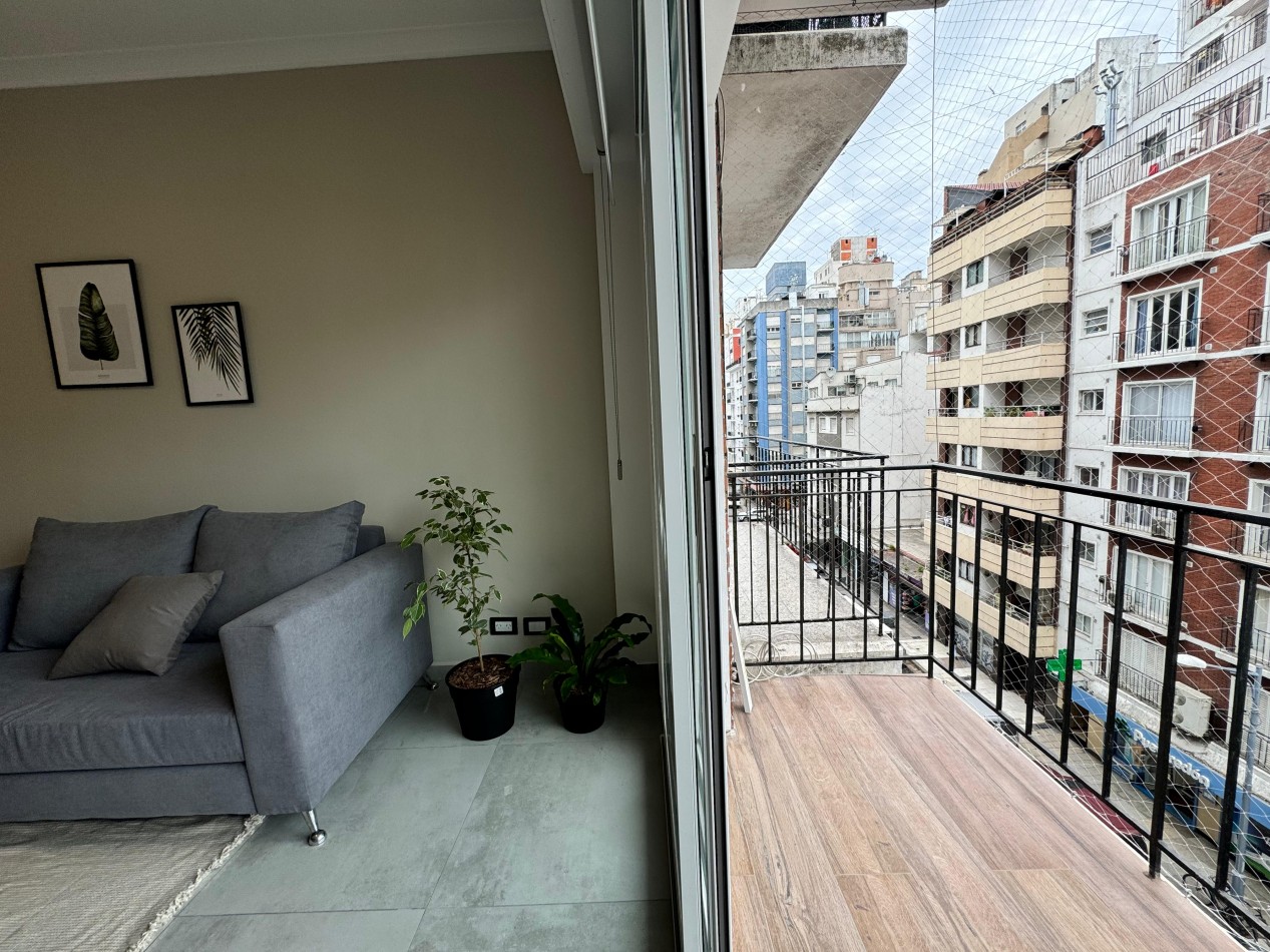 DEPARTAMENTO 2 AMBIENTES CON BALCON Y DEPENDENCIA AL FRENTE