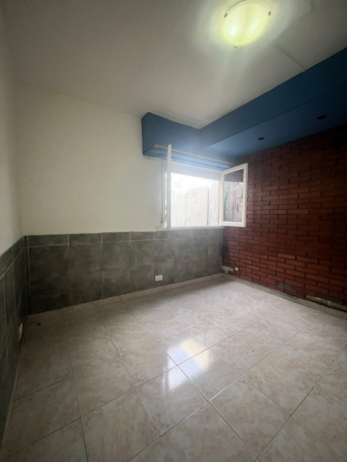 CASA 3 AMBIENTES EN VENTA