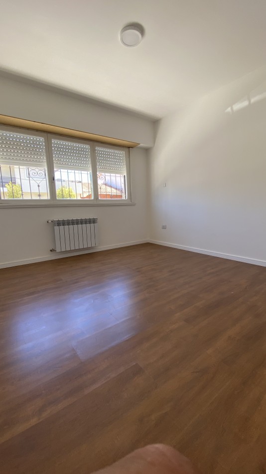 CASA 5 AMBIENTES A ESTRENAR EN BARRIO SAN JOSE VENTA