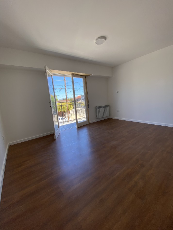 CASA 5 AMBIENTES A ESTRENAR EN BARRIO SAN JOSE VENTA