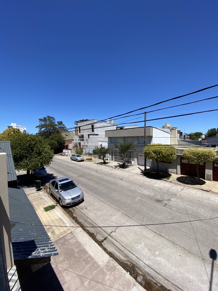 CASA 5 AMBIENTES A ESTRENAR EN BARRIO SAN JOSE VENTA