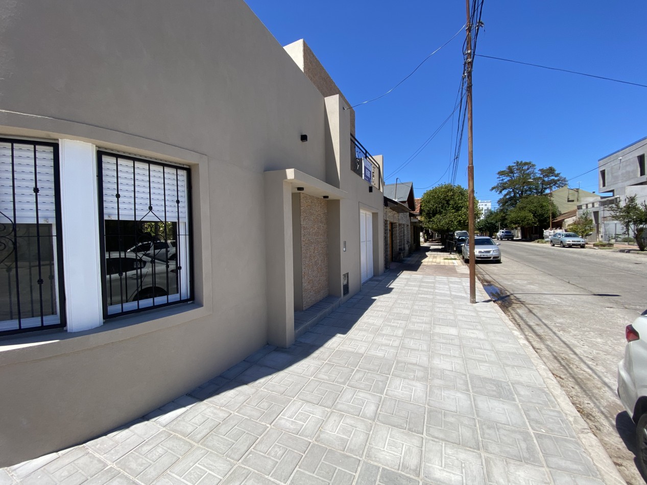 CASA 5 AMBIENTES A ESTRENAR EN BARRIO SAN JOSE VENTA