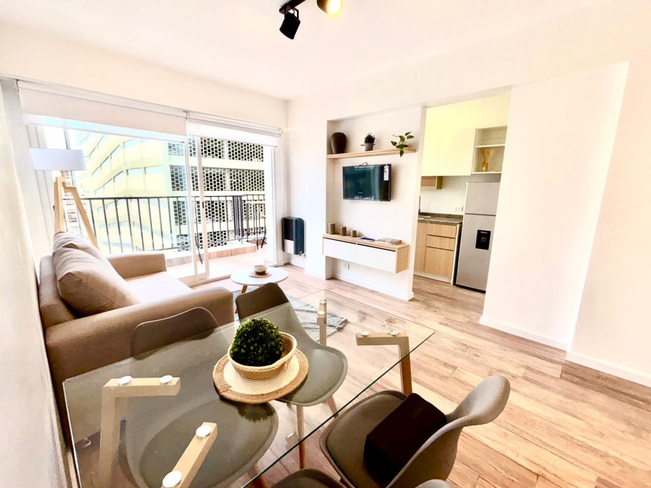 Departamento de 2 ambientes al frente con balcon terraza.