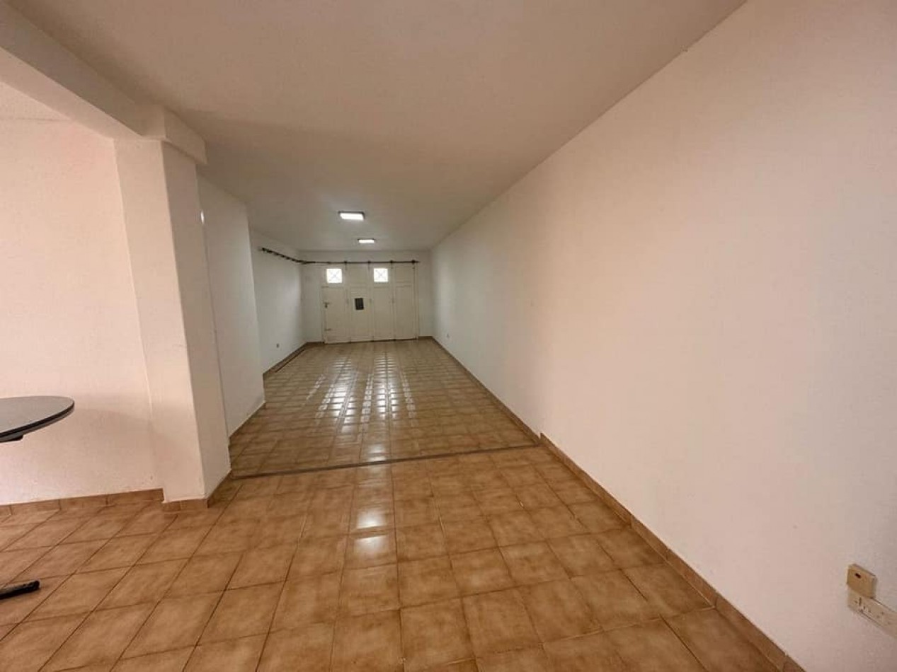 CASA EN PH 4 AMBIENTES CON COCHERA EN VENTA APTO CREDITO