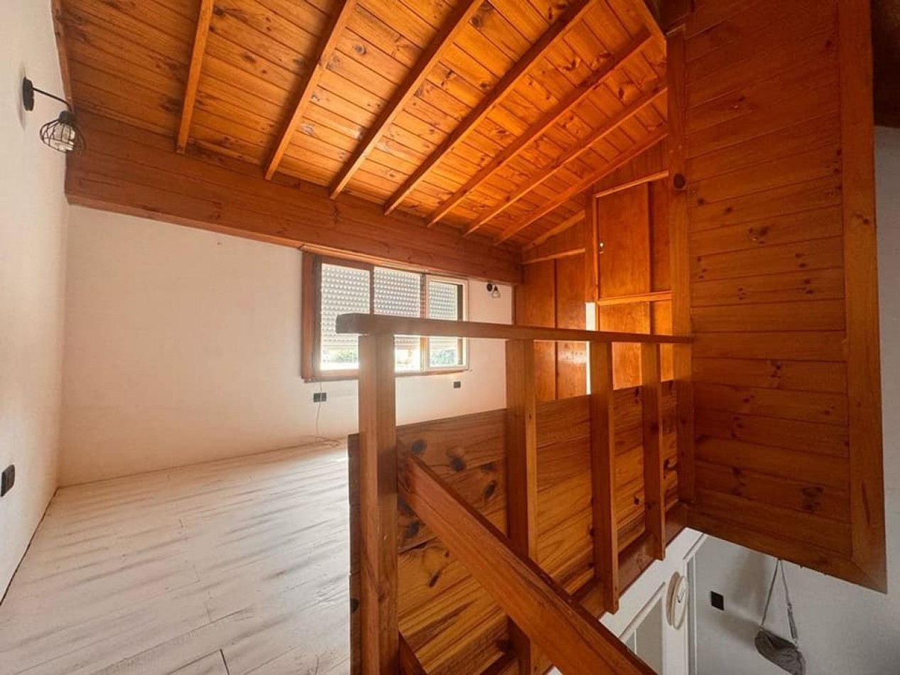CASA EN PH 4 AMBIENTES CON COCHERA EN VENTA APTO CREDITO