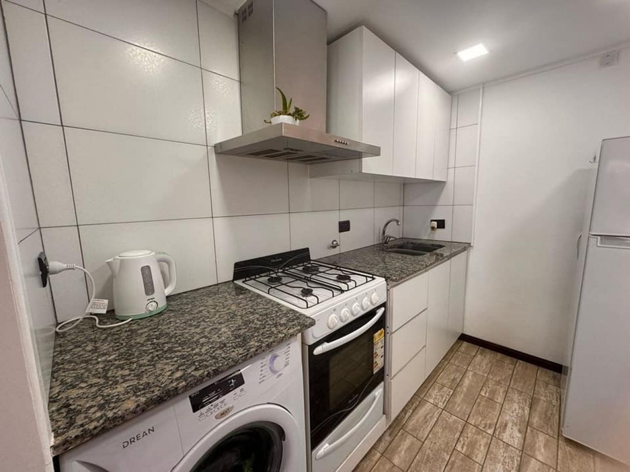 CASA EN PH 4 AMBIENTES CON COCHERA EN VENTA APTO CREDITO