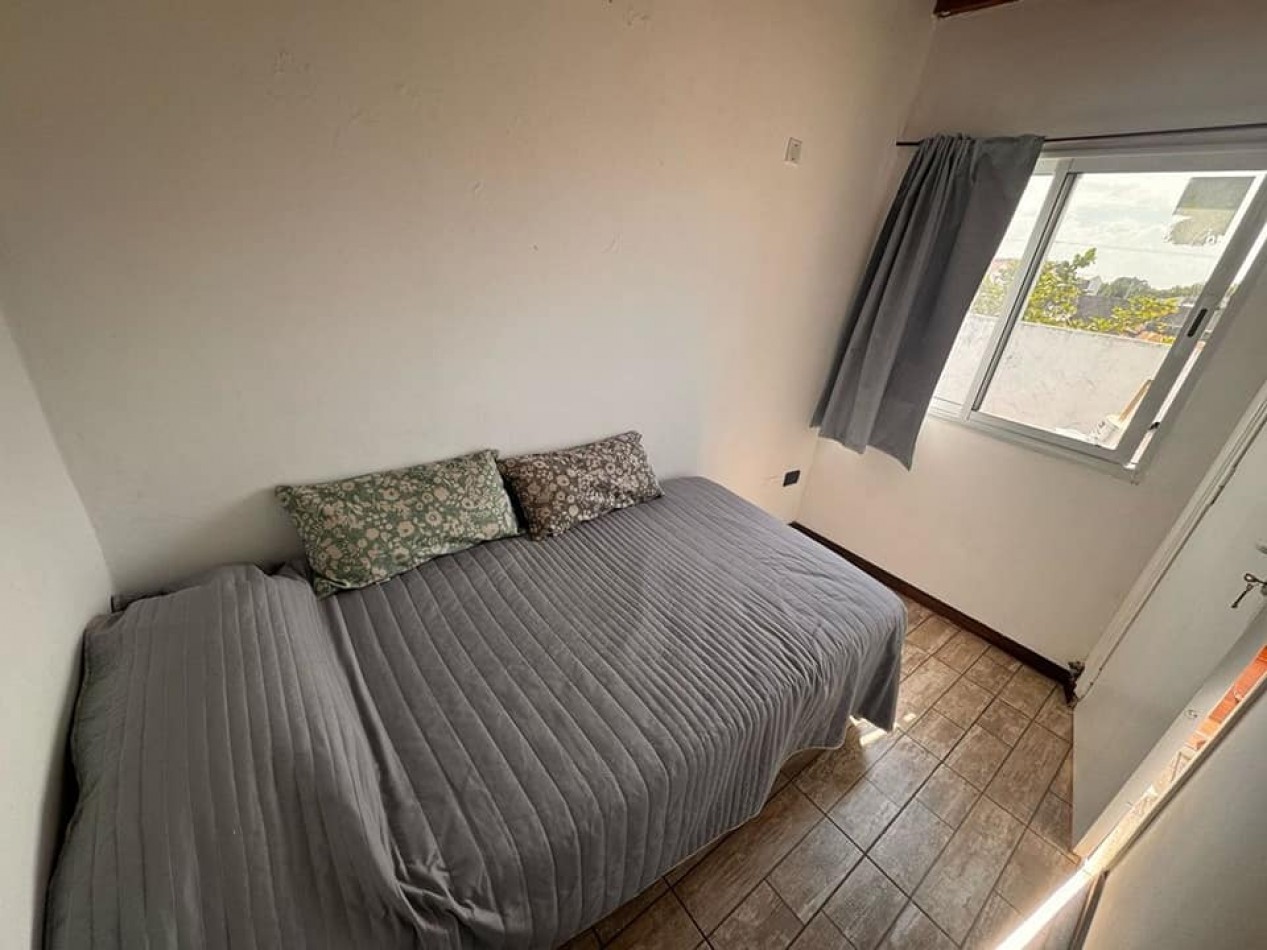 CASA EN PH 4 AMBIENTES CON COCHERA EN VENTA APTO CREDITO