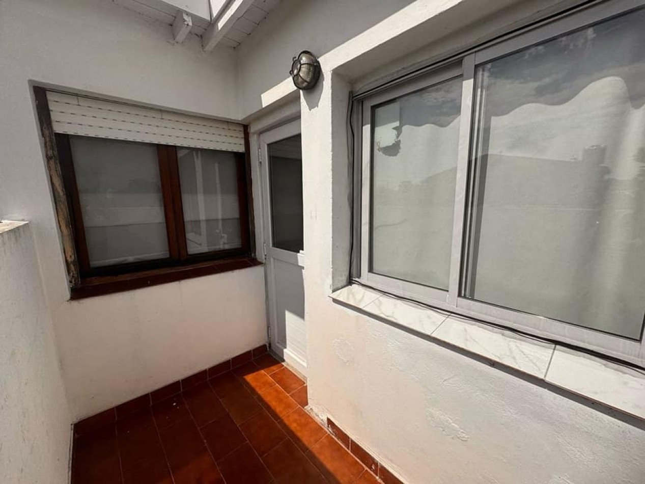 CASA EN PH 4 AMBIENTES CON COCHERA EN VENTA APTO CREDITO