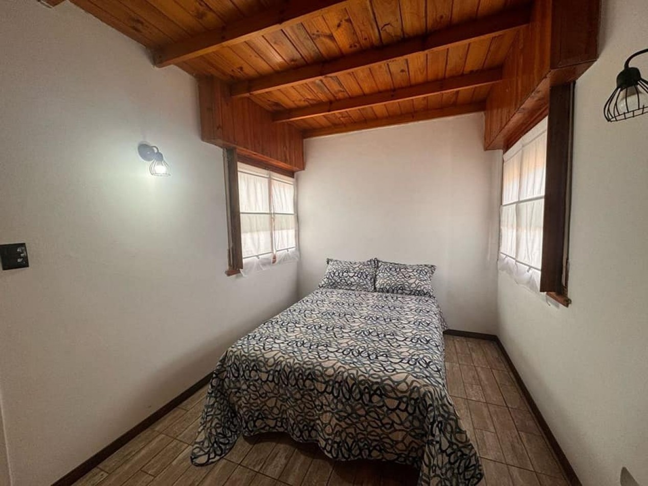 CASA EN PH 4 AMBIENTES CON COCHERA EN VENTA APTO CREDITO
