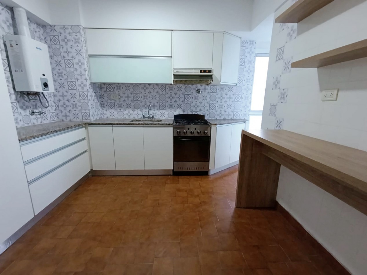 DEPARTAMENTO DE 3 AMBIENTES EN PLAZA MITRE