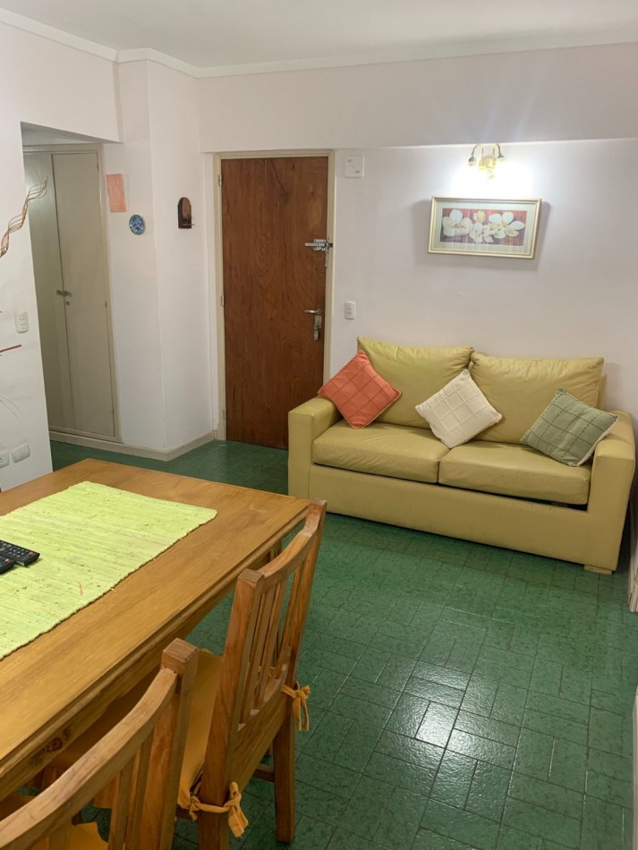 DEPARTAMENTO 2 AMBIENTES EN PLAZA COLON