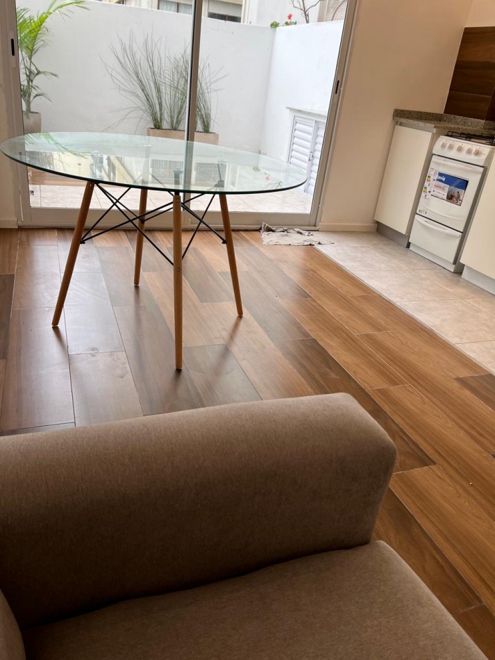 DEPARTAMENTO DE 1 AMBIENTE CON PATIO