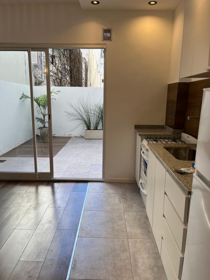 DEPARTAMENTO DE 1 AMBIENTE CON PATIO