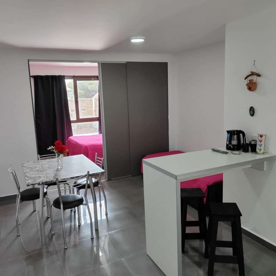 Departamento 1 ambiente en punta mogotes a metros de la playa!