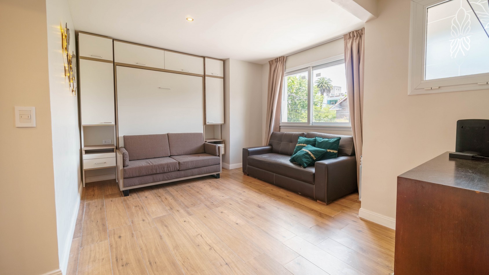 CASA 4 AMBIENTES CON COCHERA Y TERRAZA ZONA PASEO ALDREY