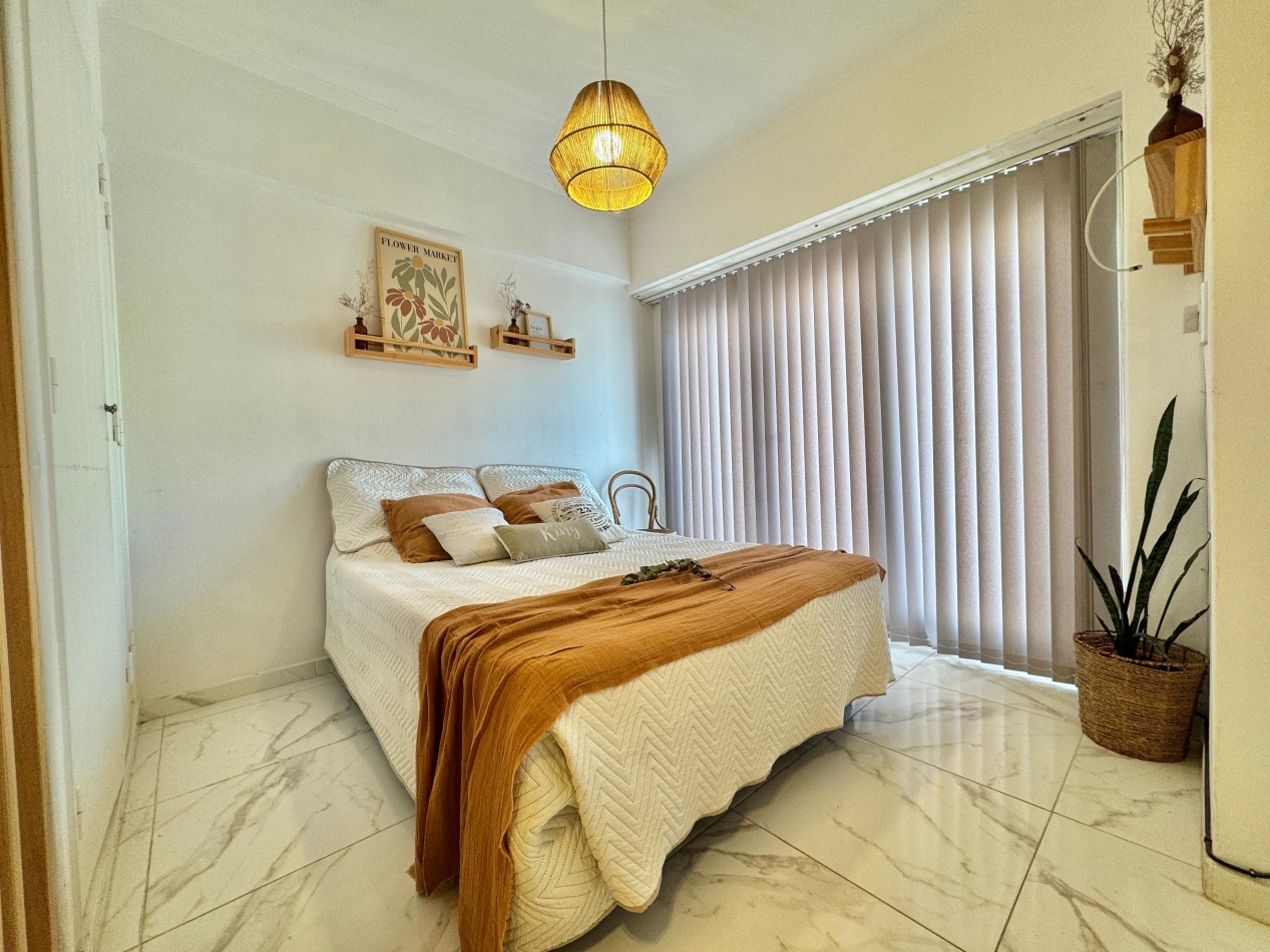 DEPARTAMENTO 1 AMBIENTE A LA CALLE CON BALCON