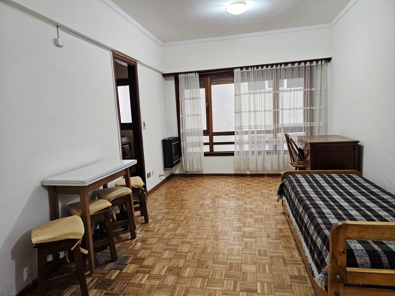 DEPARTAMENTO 1 AMBIENTE ZONA LA PERLA