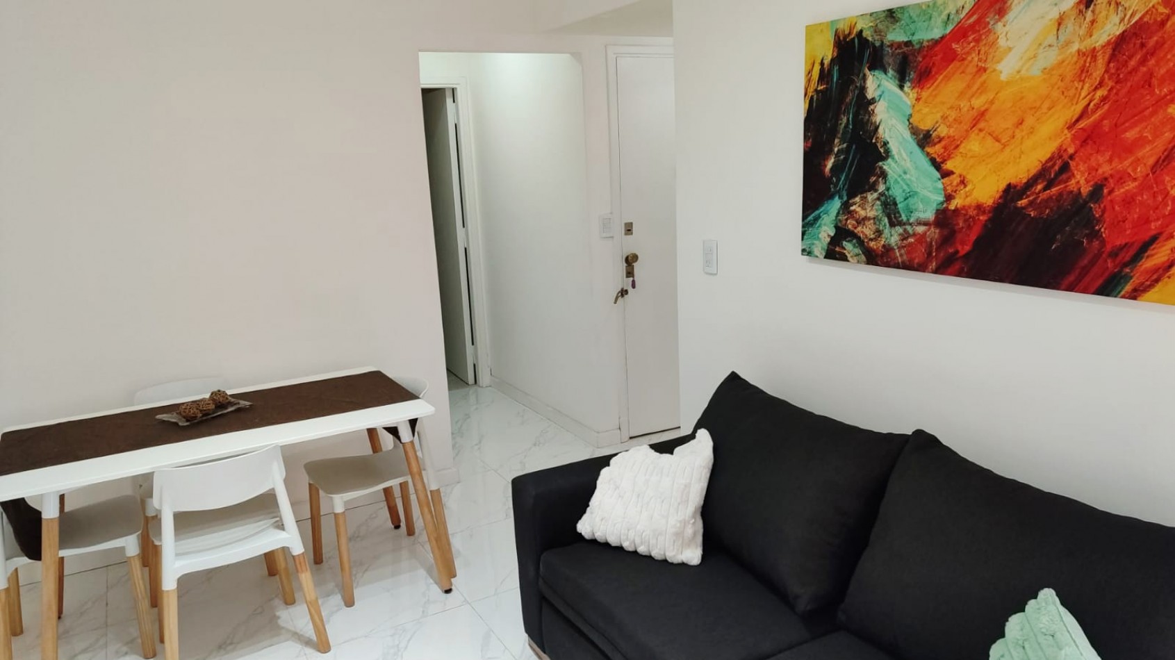 departamento 2 ambientes a la calle con balcon