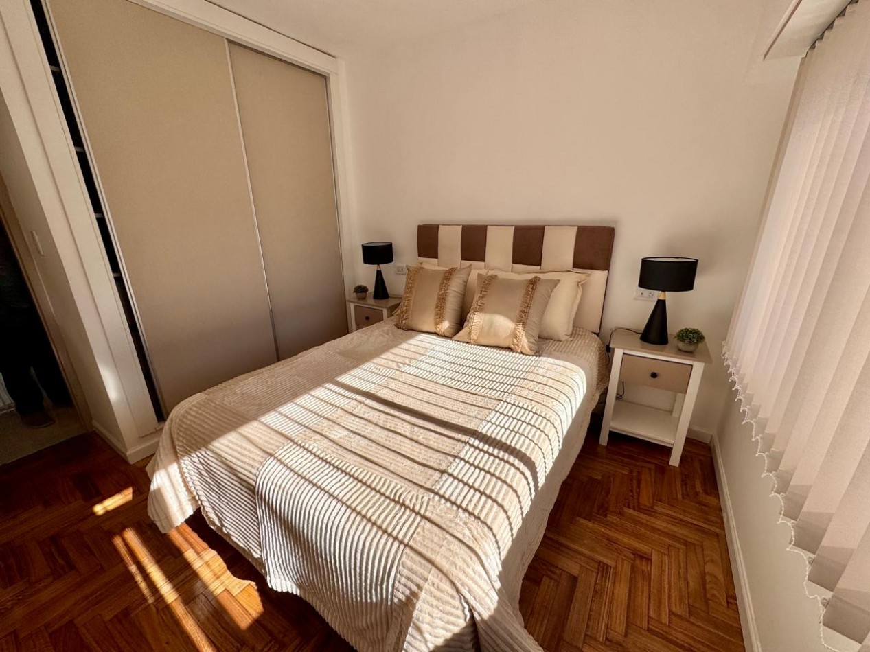 Departamento 3 ambientes reciclado y amoblado con balcon al frente