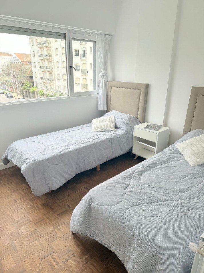 3 AMBIENTES CON BALCON A LA CALLE CON COCHERA