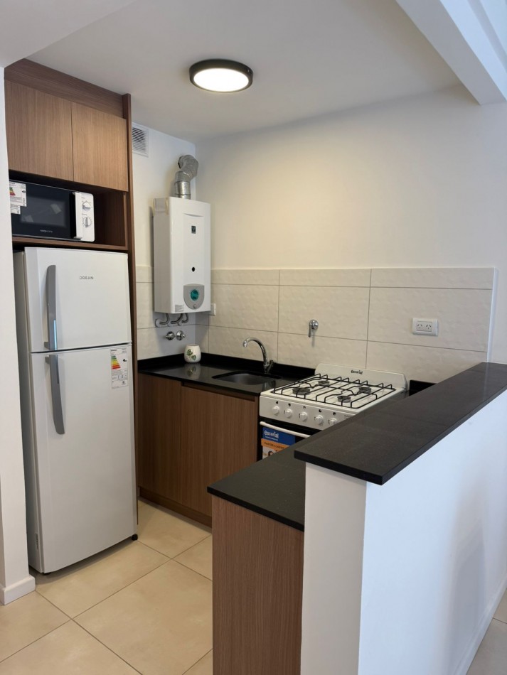 Departamento 2 Ambientes al contrafrente Con balcon