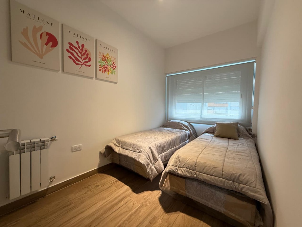DEPARTAMENTO 3 AMBIENTES A LA CALLE CON BALCON