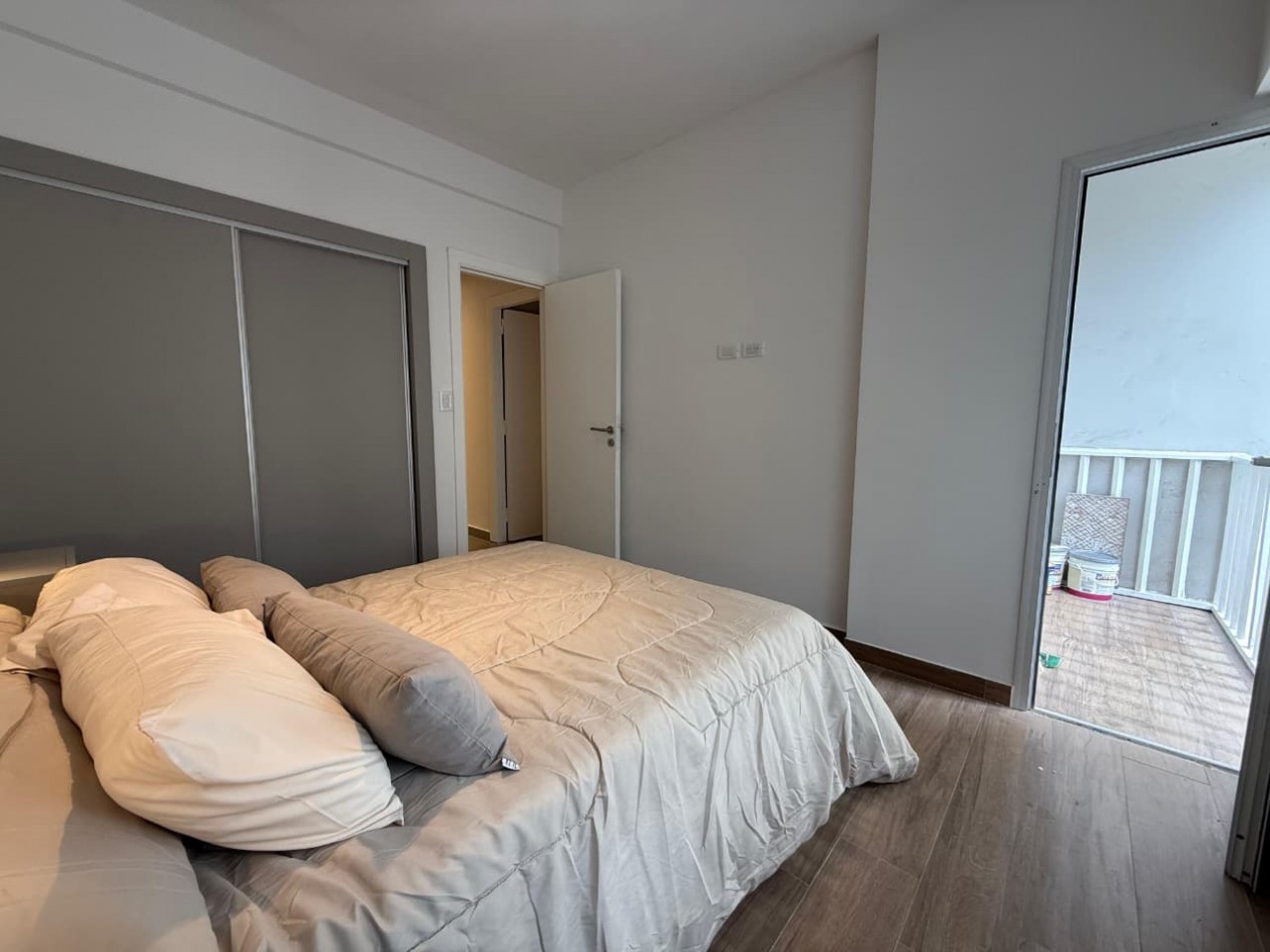 DEPARTAMENTO 3 AMBIENTES A LA CALLE CON BALCON