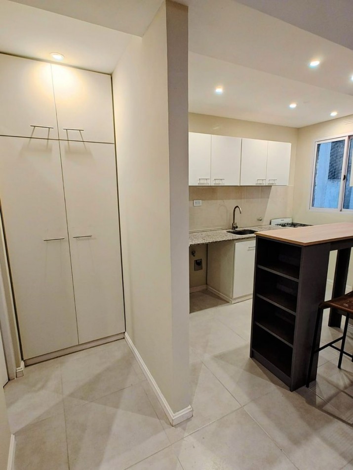 Departamento 1 ambiente al frente divisible ideal para inversion!!