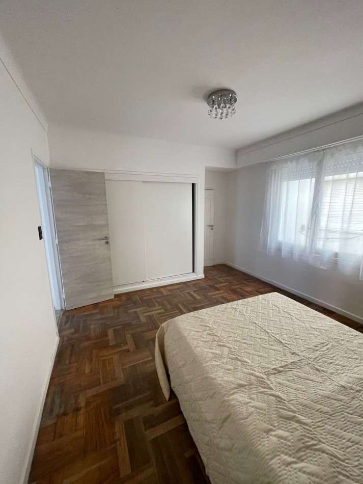 Departamento 2 ambientes con vista parcial al mar