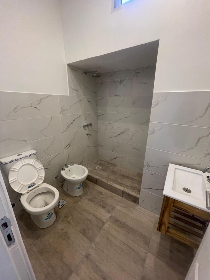 PH 3 ambientes Planta baja al frente con cochera descubierta