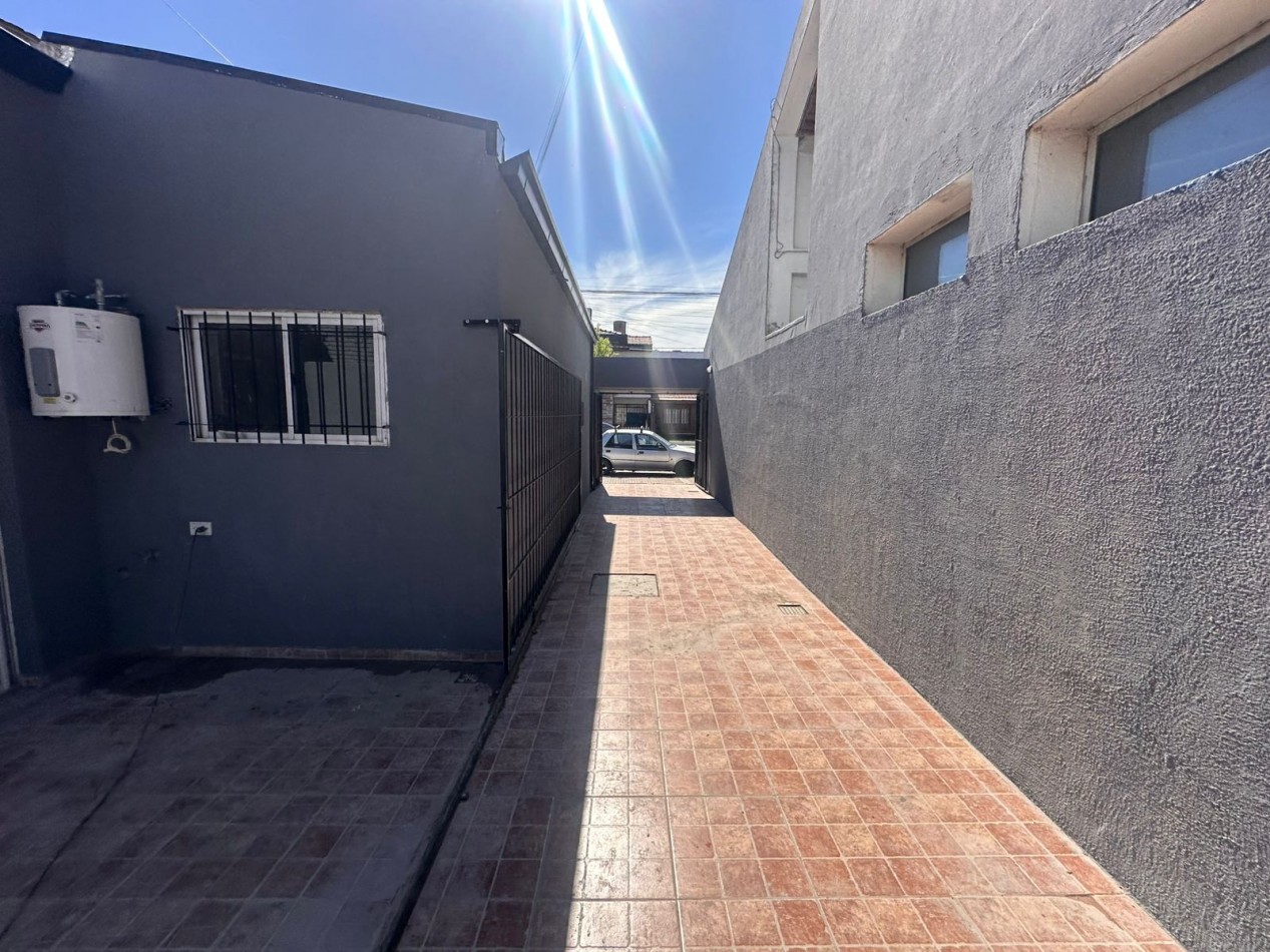PH 3 ambientes Planta baja al frente con cochera descubierta