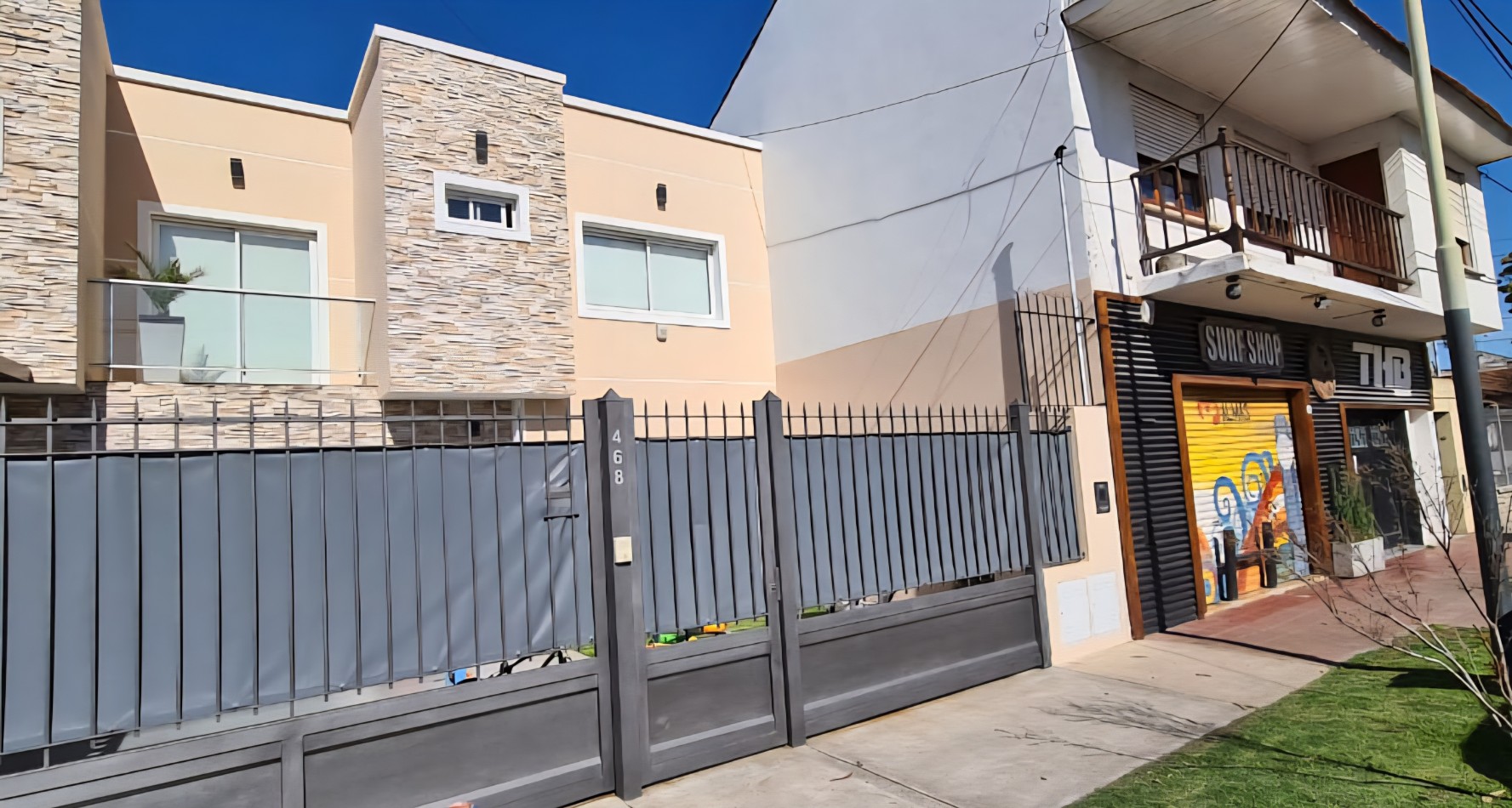 CASA 5 AMBIENTES CON COCHERA Y PATIO PARQUE LURO