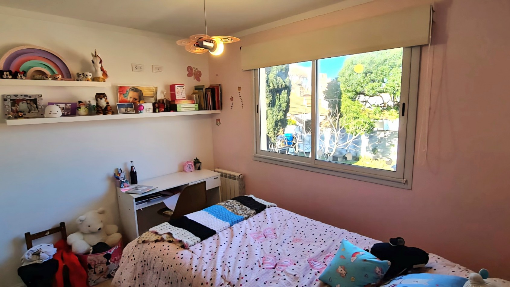 CASA 5 AMBIENTES CON COCHERA Y PATIO PARQUE LURO