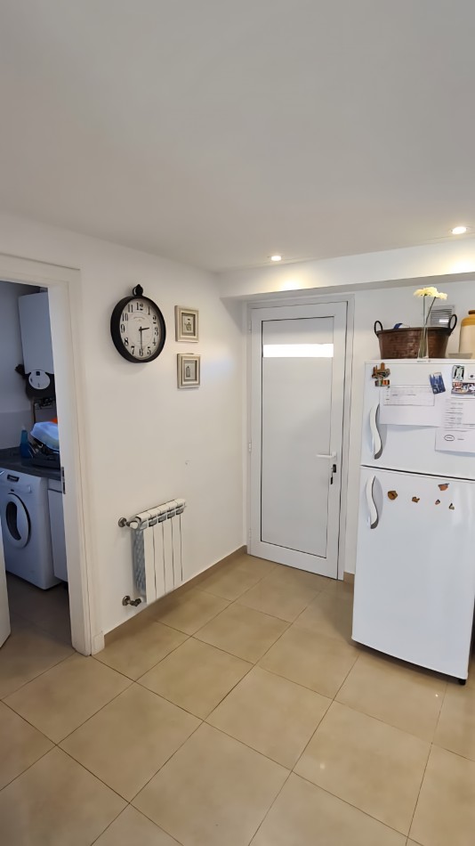 CASA 5 AMBIENTES CON COCHERA Y PATIO PARQUE LURO