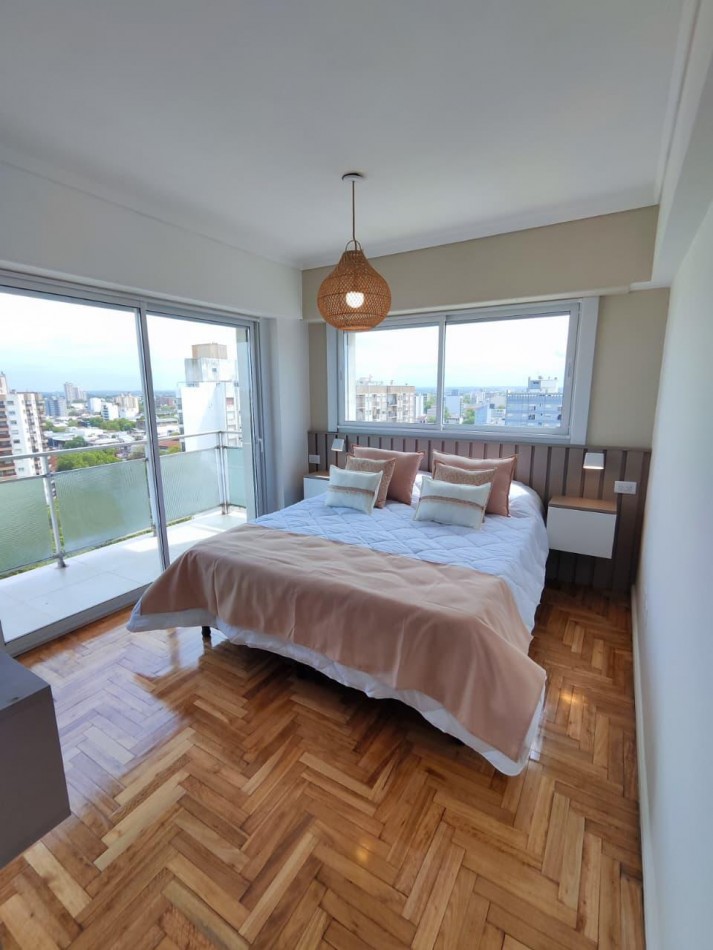 Departamento 4 Ambientes a la calle con cochera