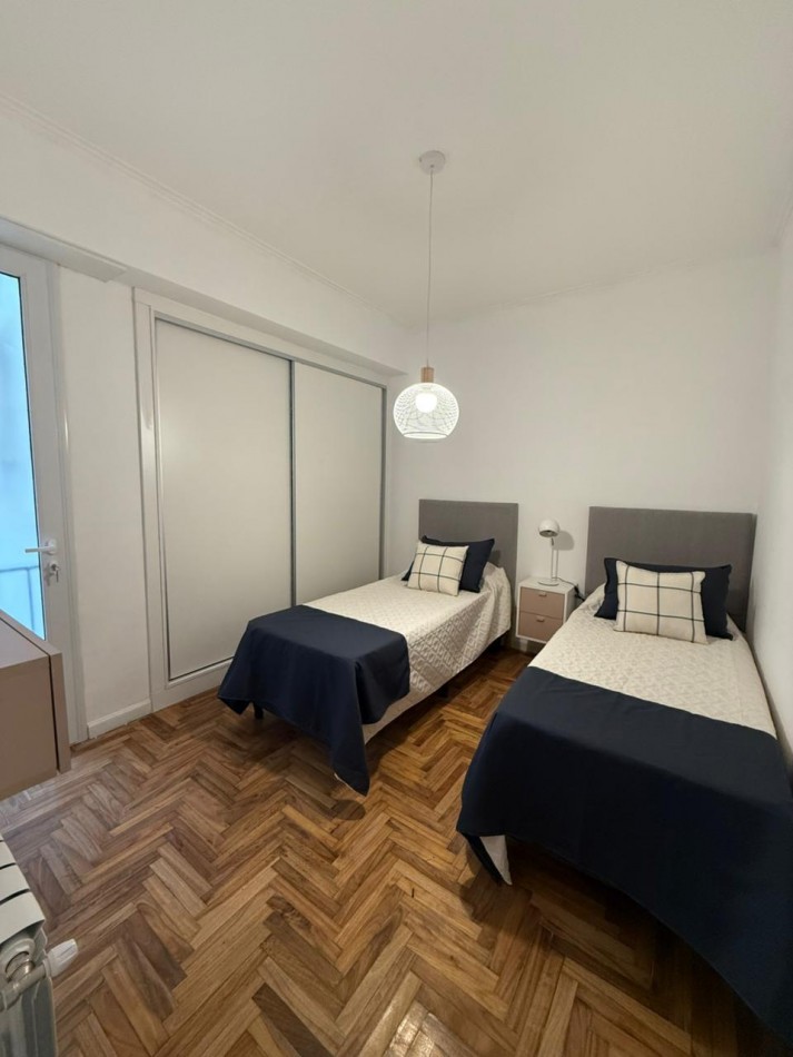 Departamento con cochera 3 ambientes zona plaza Colon