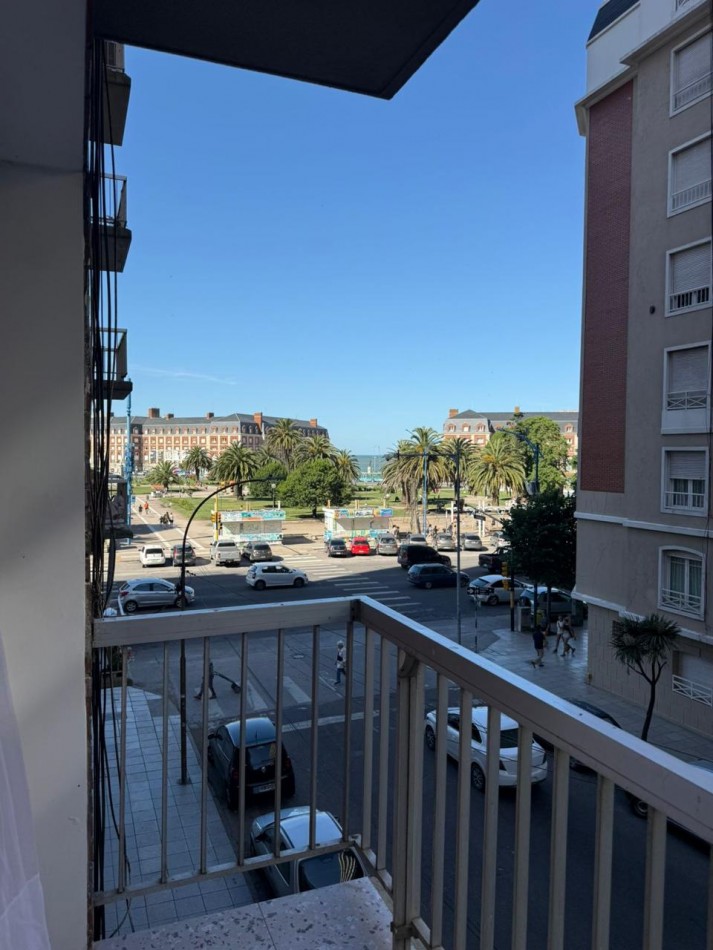 Departamento con cochera 3 ambientes zona plaza Colon