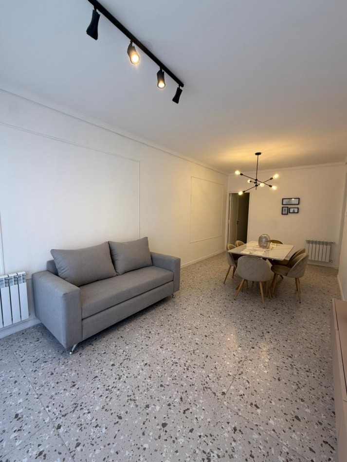 Departamento con cochera 3 ambientes zona plaza Colon