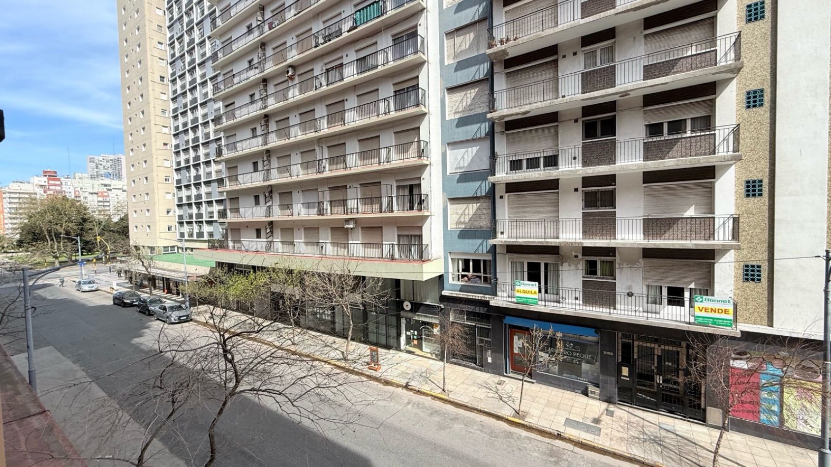 DEPARTAMENTO 1 AMBIENTE A LA CALLE CON BALCON