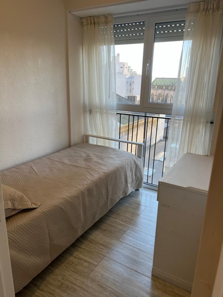 Departamento 4 ambientes a la calle en venta. centro