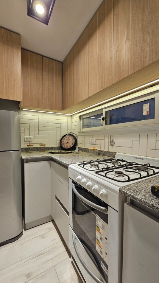 Departamento 3 ambientes al frente en venta 