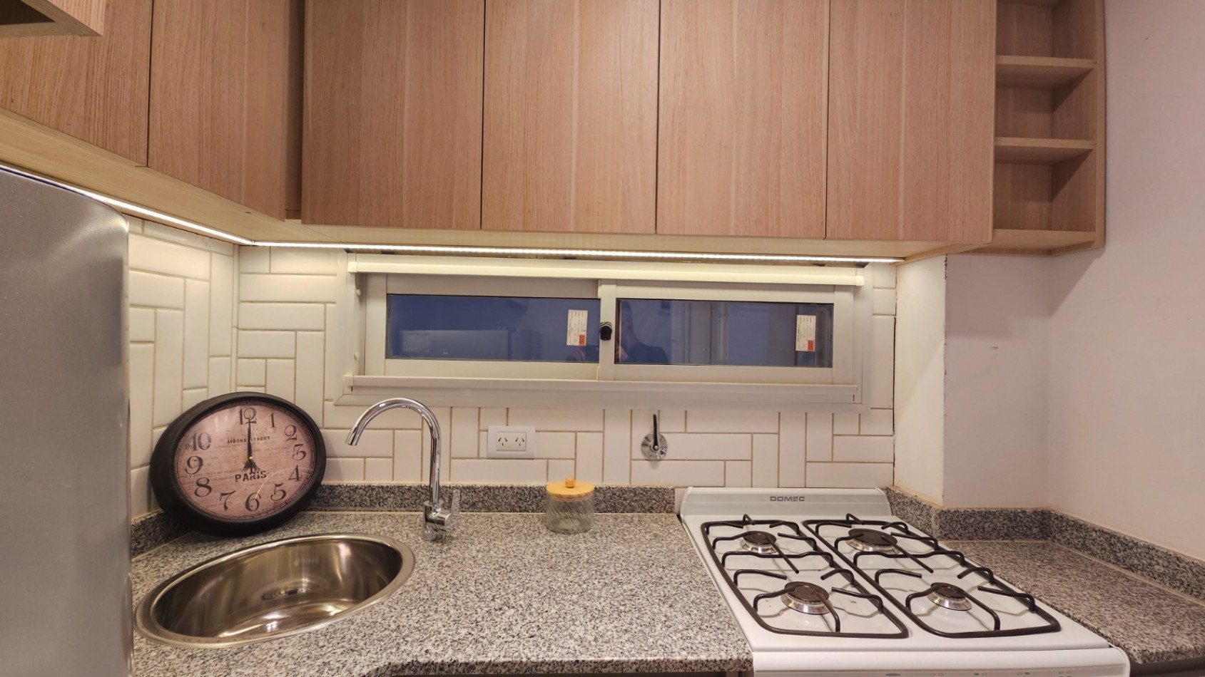 Departamento 3 ambientes al frente en venta 