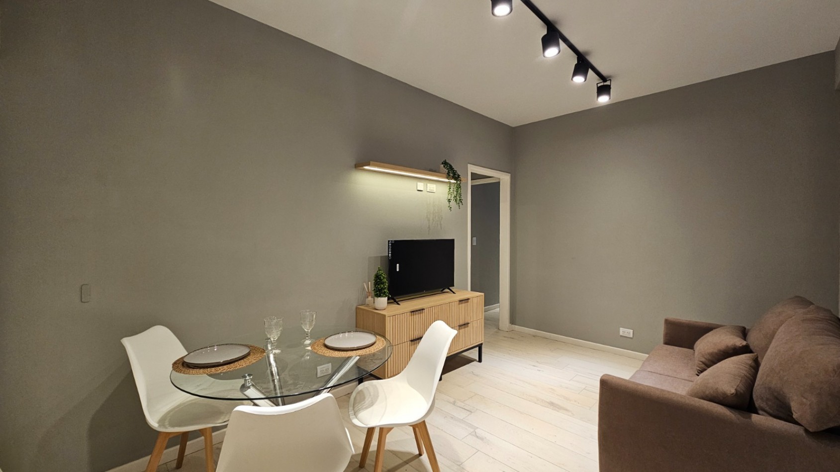 Departamento 3 ambientes al frente en venta 