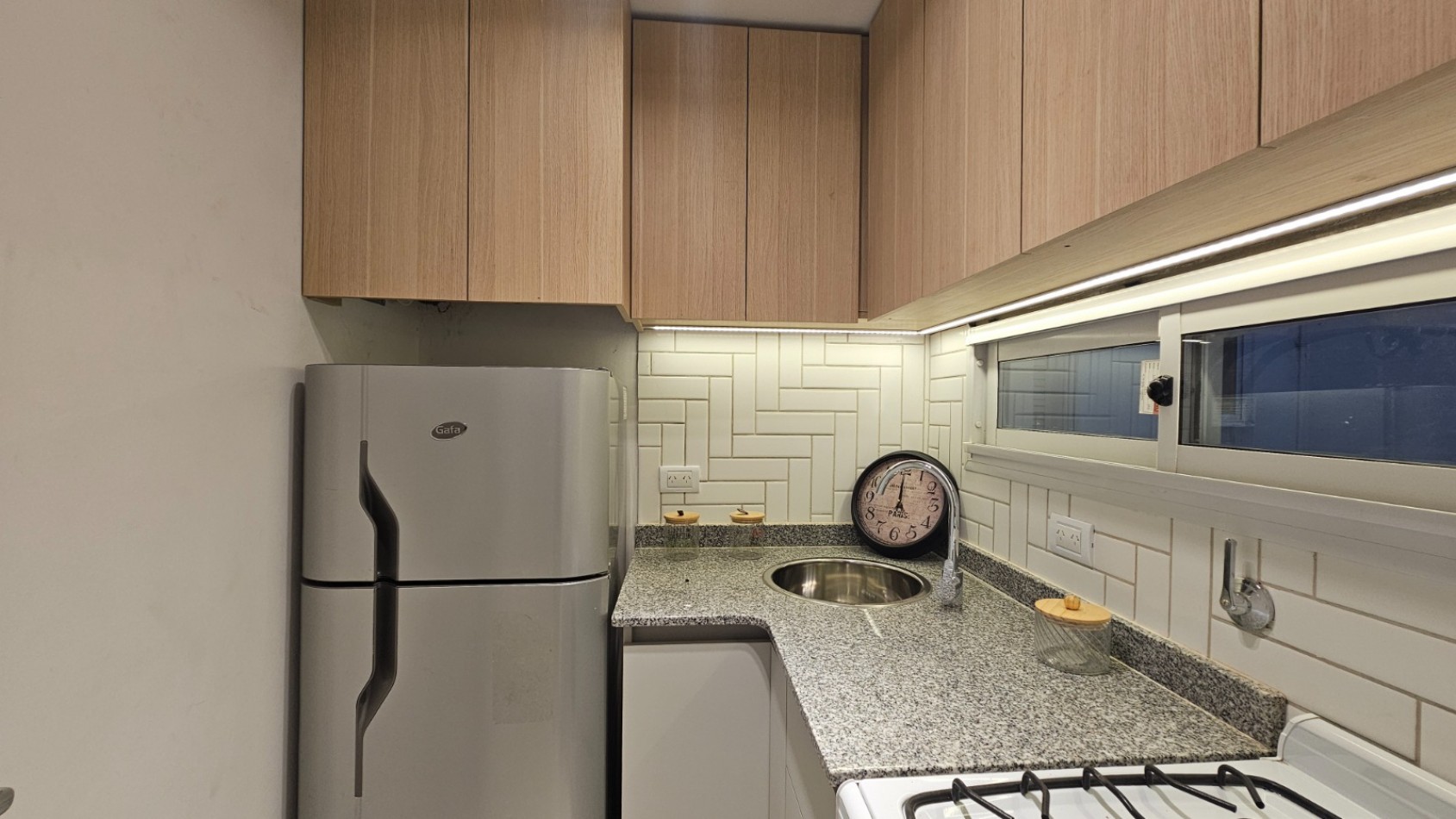 Departamento 3 ambientes al frente en venta 