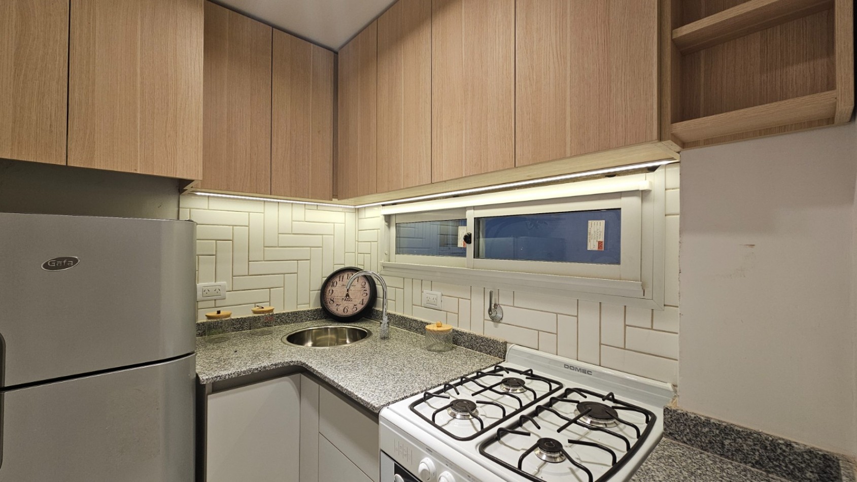 Departamento 3 ambientes al frente en venta 