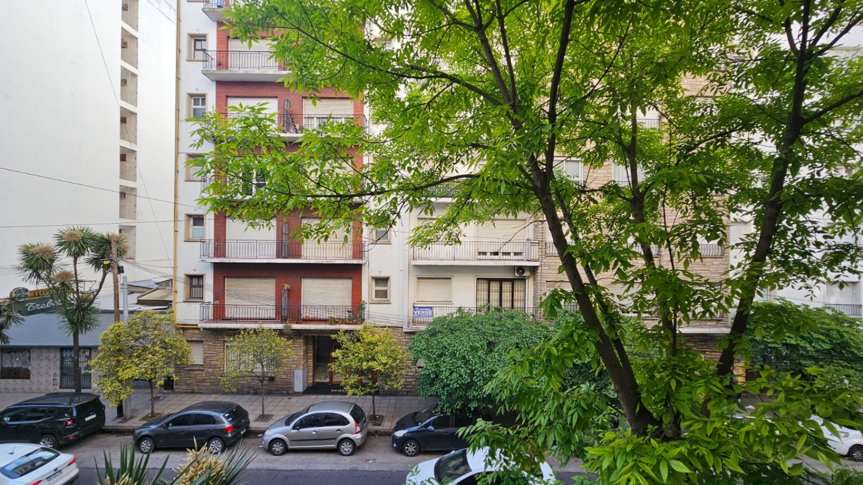 Departamento 3 ambientes al frente en venta 