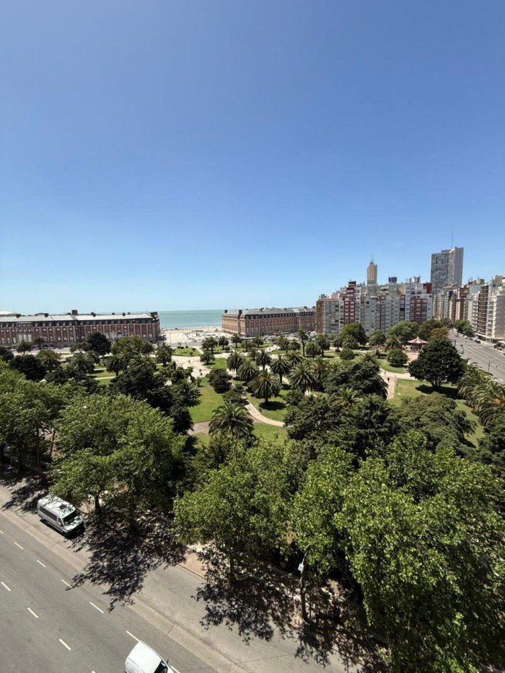 Departamento 2 ambientes con dependencia a la calle vista al mar